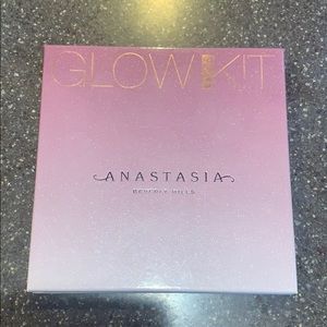 Anastasia sugar glow kit